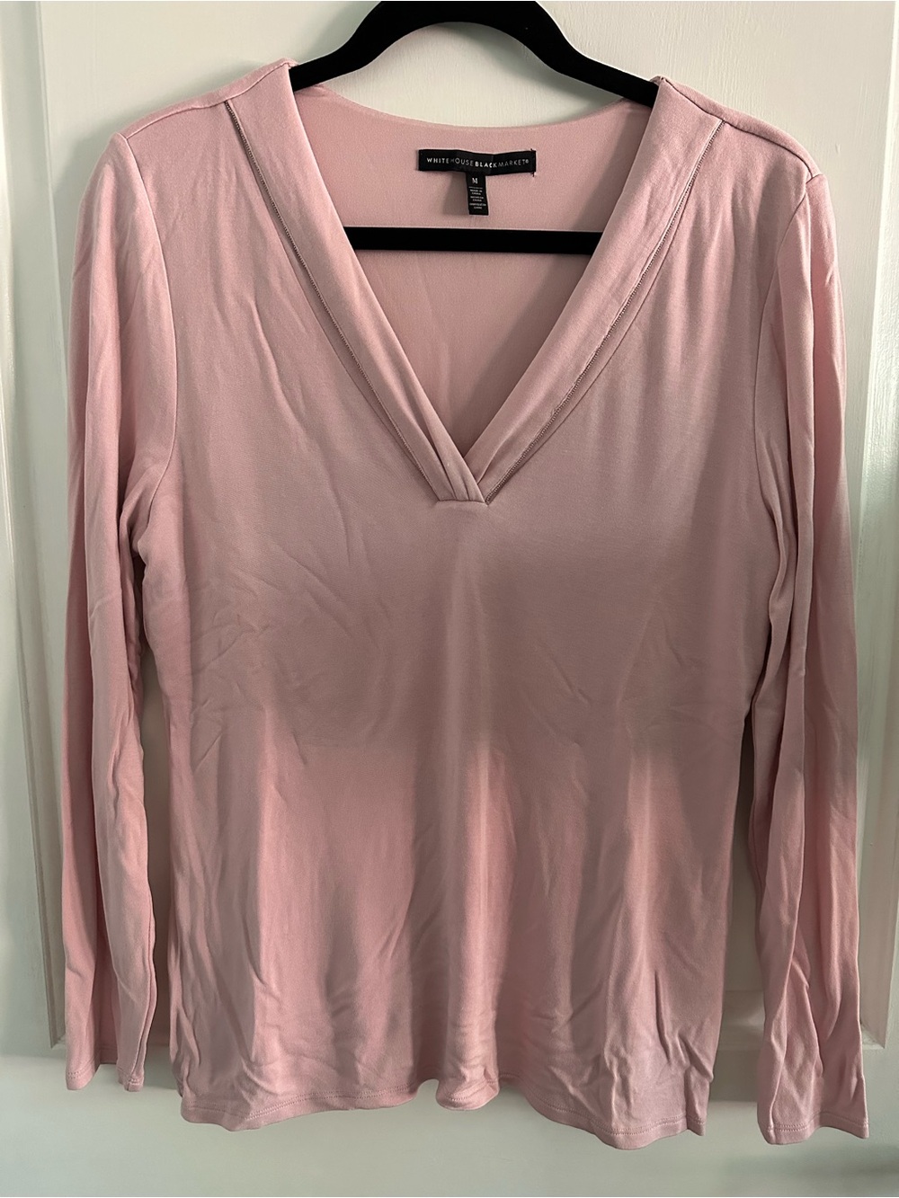 White House Black Market Blush Pink V-Neck Long Sleeve Top